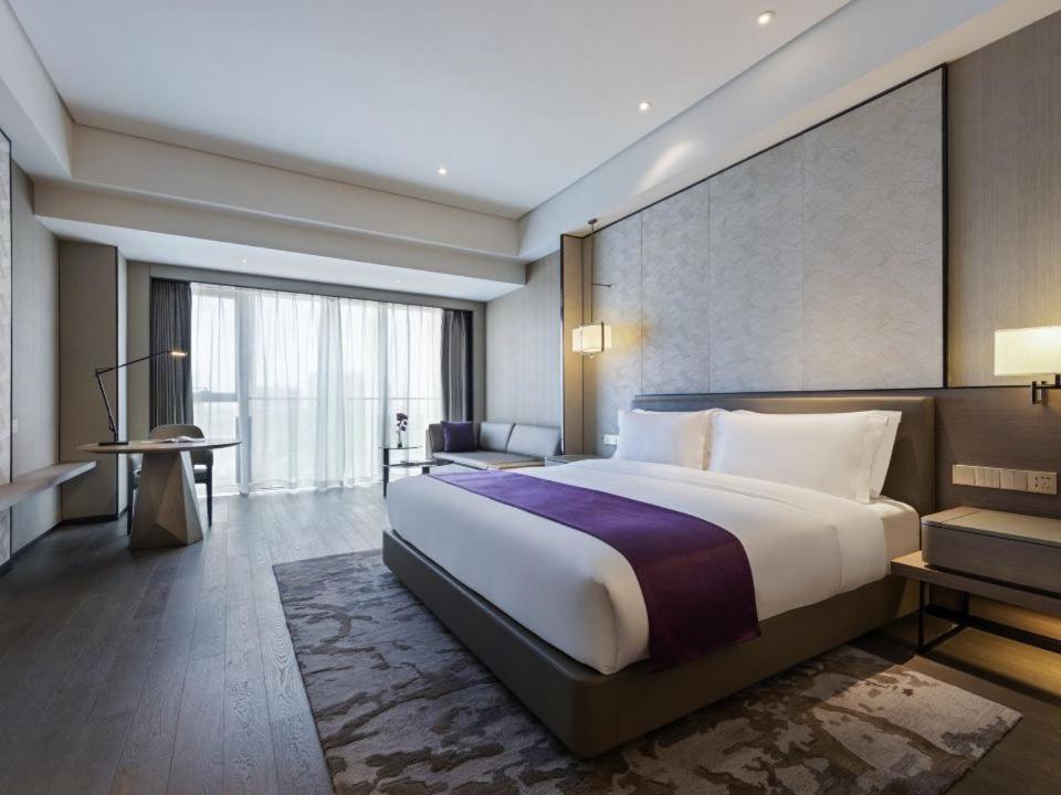 Grand Mercure Shanghai Lingang Exteriör bild